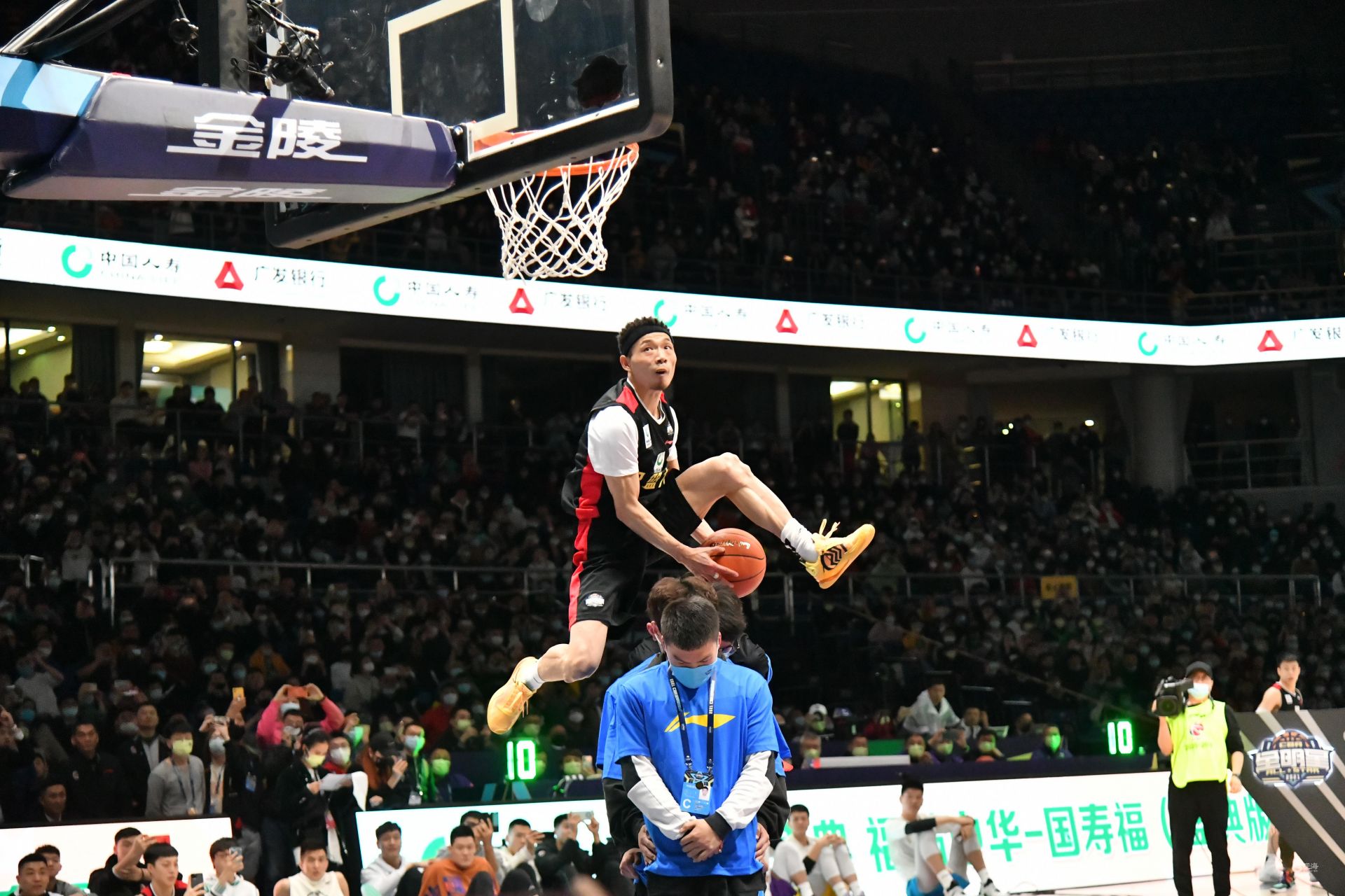 动不仅开出 动不仅开出