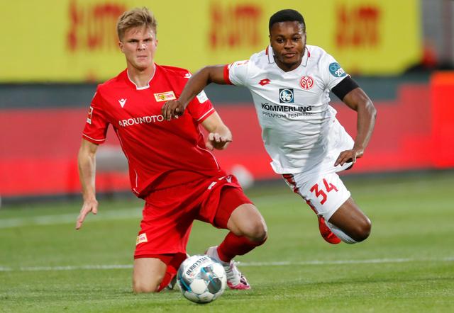 部分教练在 部分教练在